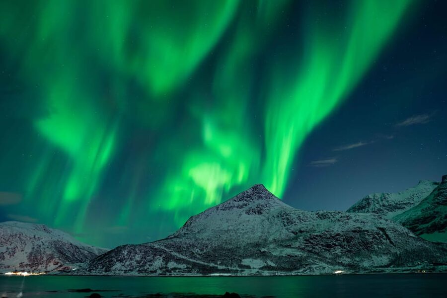 Tromsø: Aurora Tour with Photos, Campfire and Arctic Food - Why this Tromsø Aurora tour feels different