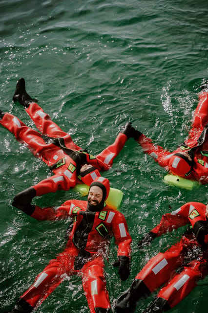 Tromsø city center Urban Floating experience - Getting dressed for Arctic water