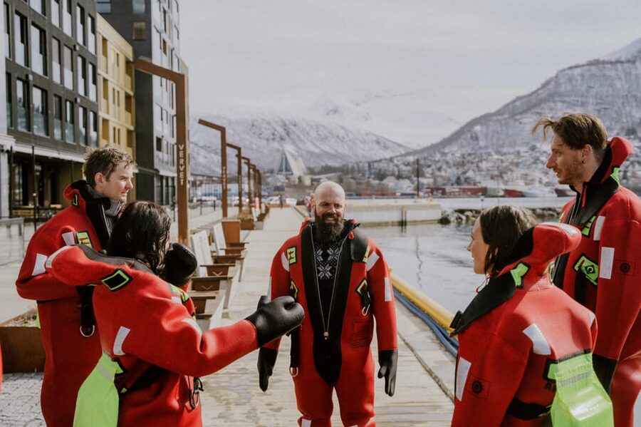 Tromsø city center Urban Floating experience - Who should book this experience?