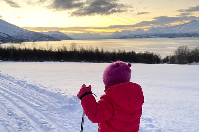 Tromsø Cross-Country Ski Adventure - Learning the first movements on skis