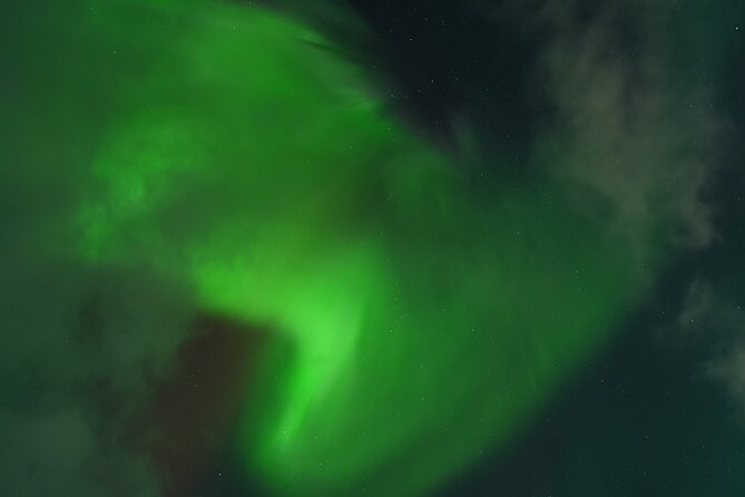 Tromsø: English/Spanish Aurora Pathfinder Tour with Photos - Thermal suits help, but pack your own winter gear