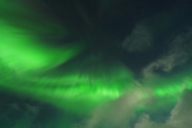 Tromsø: English/Spanish Aurora Pathfinder Tour with Photos - Professional photos add real value