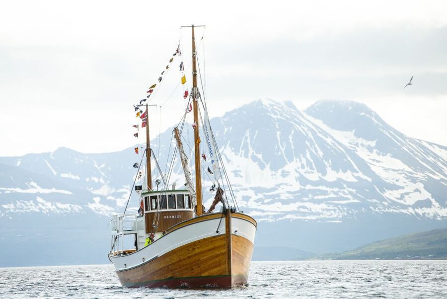 Tromsø: Fjord History Cruise with Snack and Drinks - How the boat feels in bad weather
