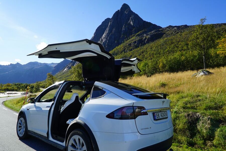 Tromsø: Fjord Sightseeing in a Tesla X Luxury Electric Car - Crossing Kvaløya for the coastal views