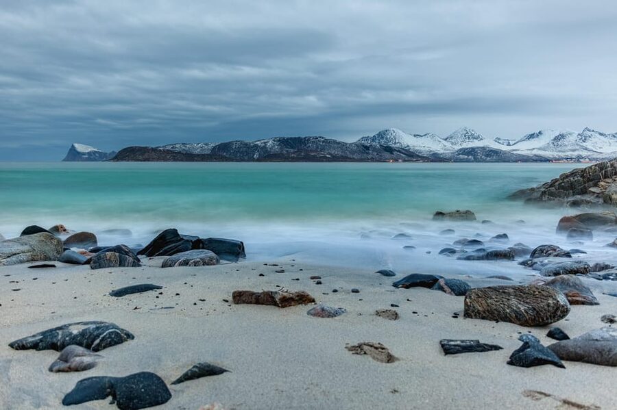 Tromsø: Fjords and Sommarøy Islands Tour with Salmon Picnic - Sommarøy and the beach picnic