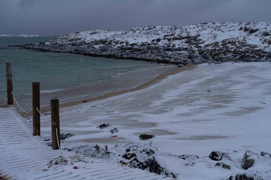 Tromsø: Fjords & Beaches Tour with campfire and Arctic food - Weather, cancellations, and advance planning