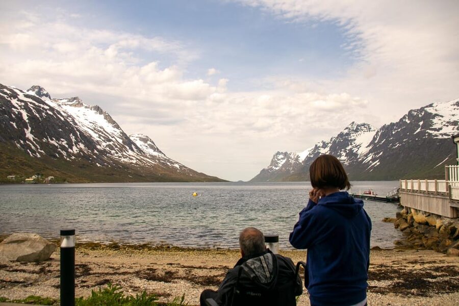 Tromsø: Fjords, Kvaløya & Sommarøy Accessible Tour w/ Lunch - Key points at a glance