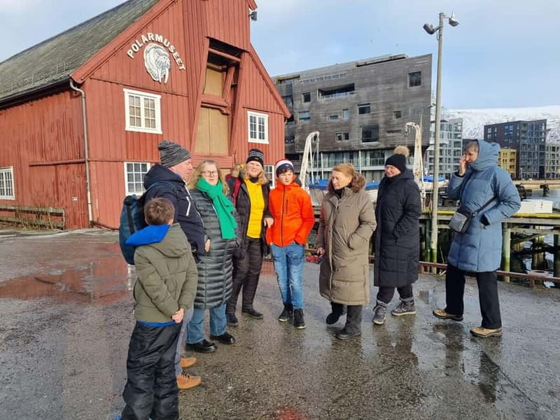 Tromsø: Guided Polar Bear Walk incl. Polaria & Polar Museum - From old hunting stories to The Changing Arctic at Polaria