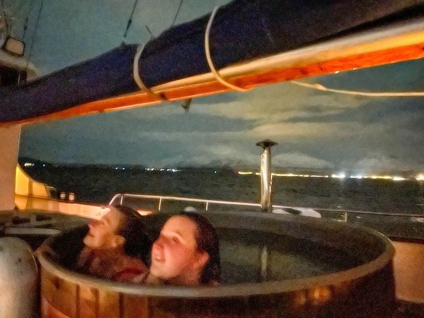 Tromso: Luxury Northern Lights Cruise with Hot Tub & Dinner - Reindeer soup and a warm saloon