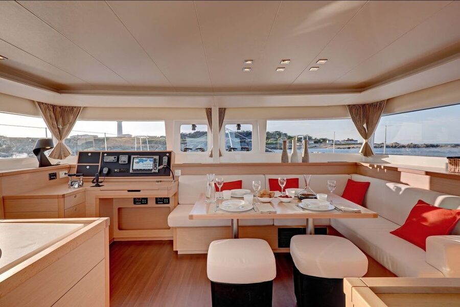 Tromsø: Midnight Sun Cruise in a Luxury Catamaran - Leaving Tromsø for the mountain views