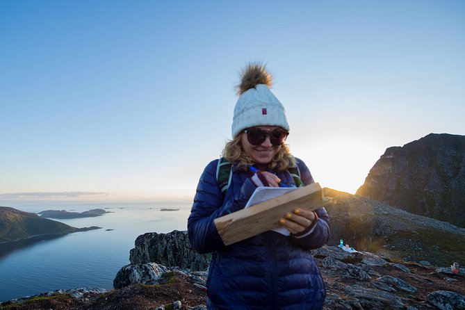 Tromsø: Midnight Sun Hike with Wandering Owl - What to wear for a cold, wet Arctic evening
