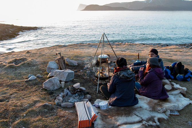 Tromsø: Midnight Sun with Campfire with Wandering Owl - Who should book this experience?