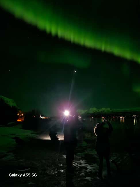 Tromsø:Northern light tour with mini bus i Tromsø - What the night is likely to feel like