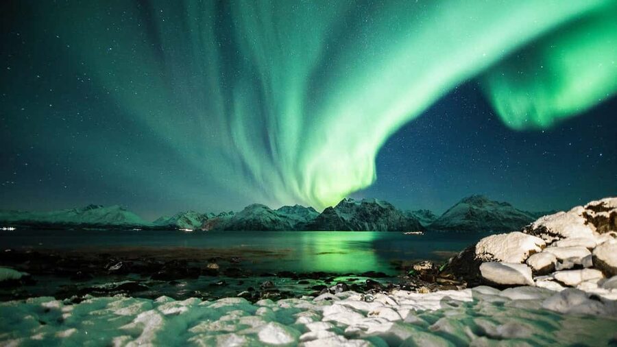 Tromsø: Northern Lights Chase + Free Professional Photos - What the full itinerary feels like