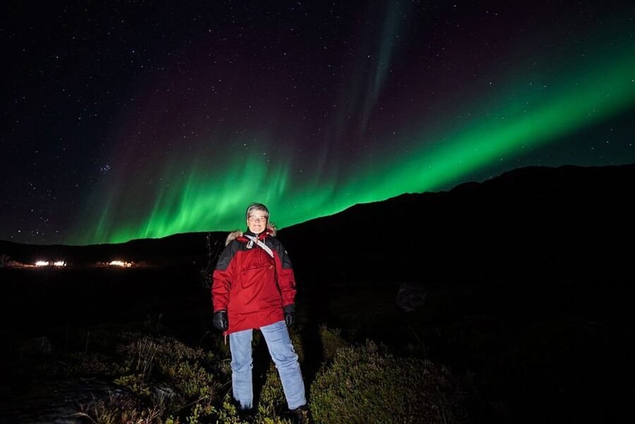 Tromsø: Northern Lights Chase Minibus Tour - Kilpisjärvi and the possibility of crossing into Finland