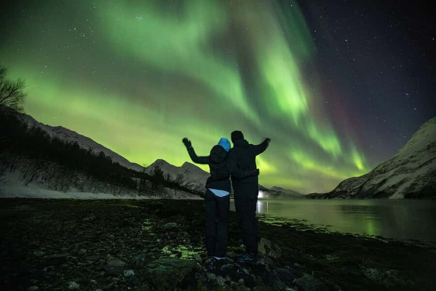 Tromsø: Northern Lights Chase with Free Photos - How the guides shape the night