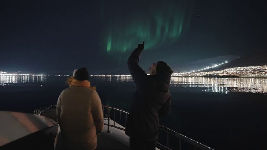 Tromsø: Northern Lights Cruise with 2nd Chance Guarantee - Photography: beautiful memories, imperfect conditions