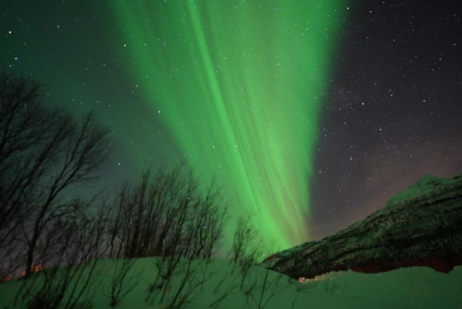 Tromsø: Northern Lights Minibus Small Private Tour Group - Stop 1: Leaving central Tromsø at 6:00 p.m.