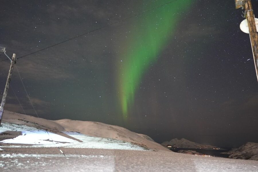 Tromsø: Northern Lights Minibus Small Private Tour Group - Stop 2: The moving search through Tromsø’s fjords
