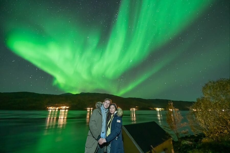 Tromsø: Northern Lights Tour w/Photo, Suits and Local Guide - Is $188 a fair price?