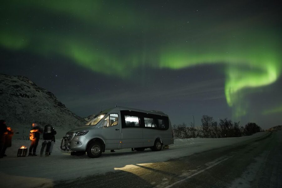 Tromsø: Northern Lights Tour with Free Professional Portrait - Starting at Kirkegata 2 in central Tromsø