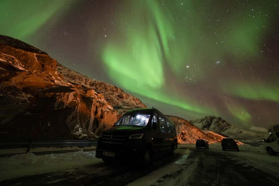 Tromsø: Northern Lights tour with local experts - What the Tromsø aurora chase is really like