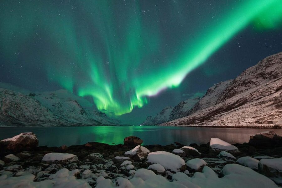 Tromsø: Northern Lights Tour with Local Guide and Photos - How the weather chase works after dark