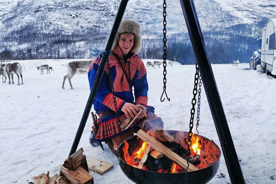 Tromsø: Reindeer Experience at a Sami Camp - How much time do you really get?