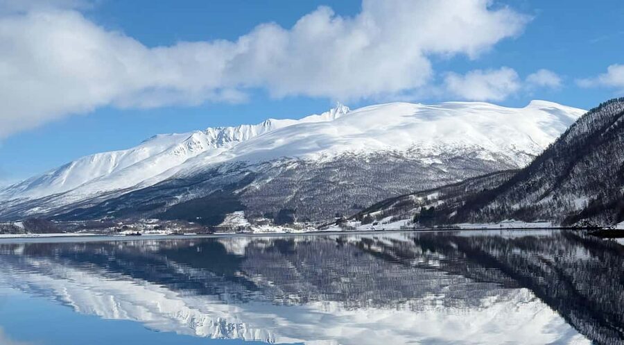 Tromsø’s Top-Rated Fjord & Fishing Cruise – All-Inclusive - A Comfortable Start at Tromsø Harbor