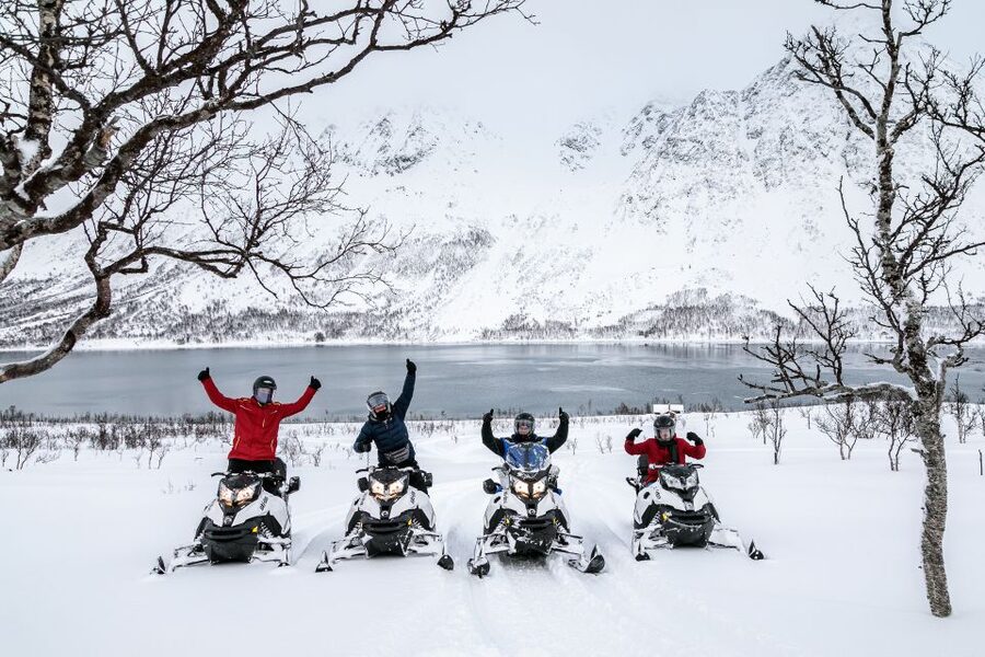 Tromsø: Scenic Arctic snowmobile safari in the Lyngen Alps - How much riding time will you really get?