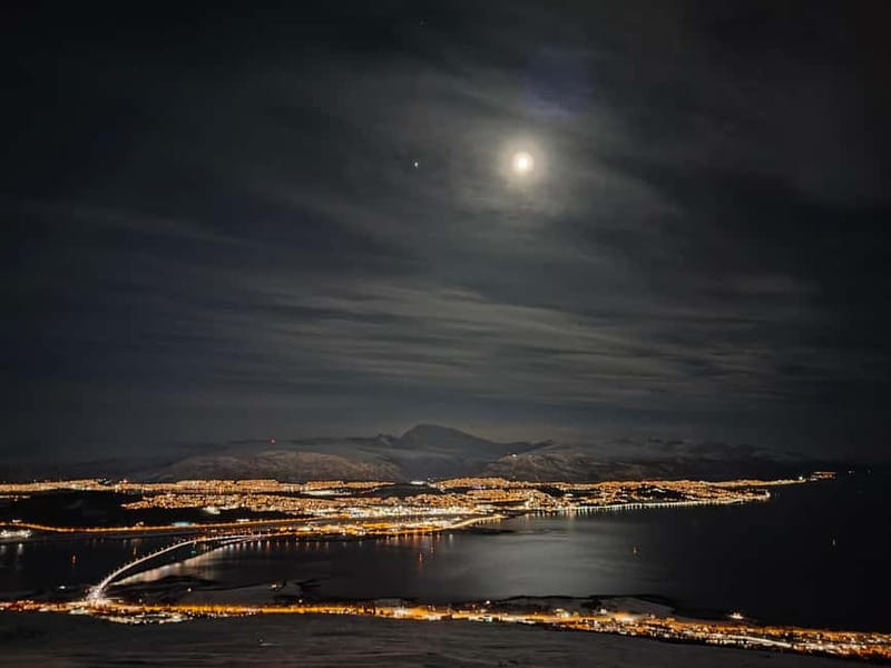 Tromsø: Ski touring (ski de randonnee) - The guide can shape your whole day