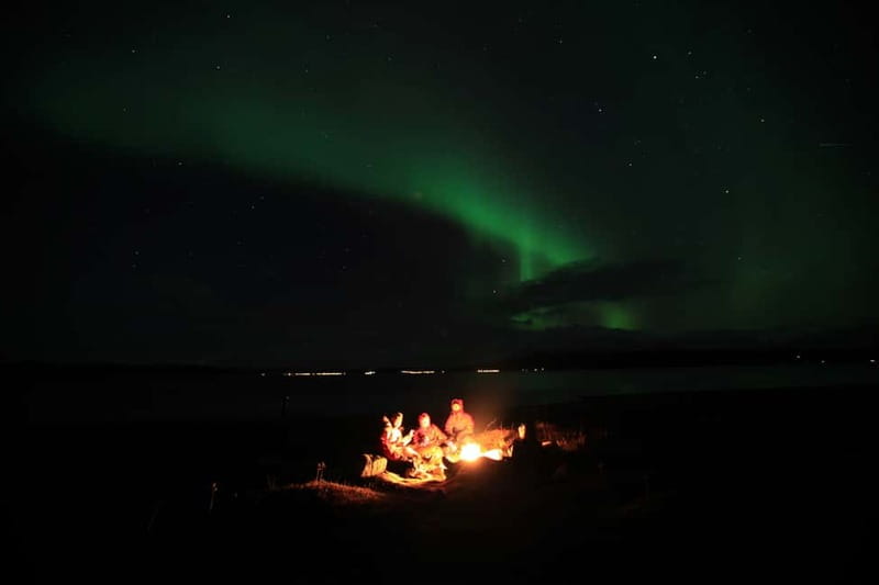 Tromsø: Small Group Northern Lights Hunt - Getting suited up for Arctic conditions