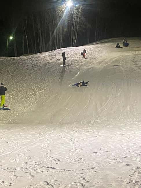 Tromsø: Snow Sledding, Mini Skiing, Lasso and Reindeer Hides - What to wear for a comfortable session