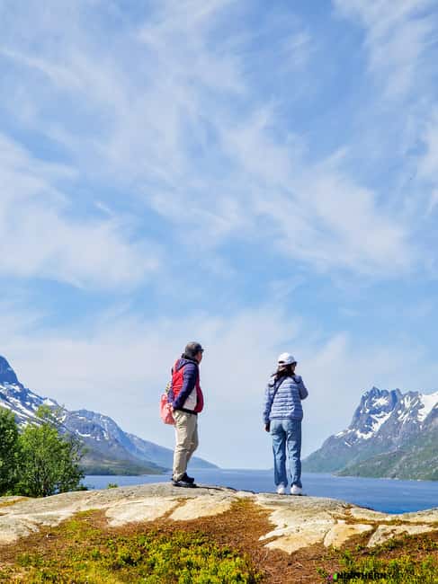 Tromsø: Sommaroy Fjord Tour with Lunch Option & Midnight Sun - The first mountain and fjord viewpoints