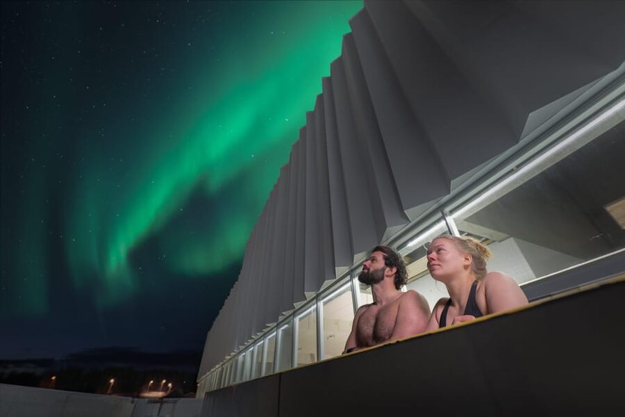 Tromsø: Spa/Pool with Bath, Sauna and Outdoor Heated Pool - Key things to know before you go