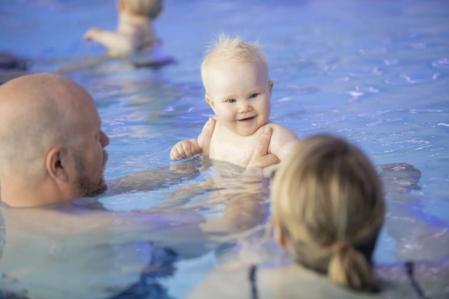 Tromsø: Spa/Pool with Bath, Sauna and Outdoor Heated Pool - The hot tubs and indoor relaxation areas