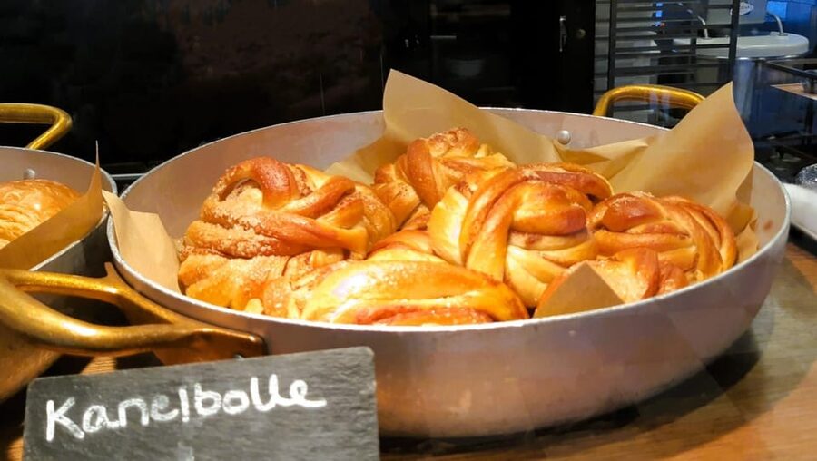 Tromsø Sweet Temptations tour: afternoon tea & chocolates - Key points about Tromsø’s sweetest walking tour
