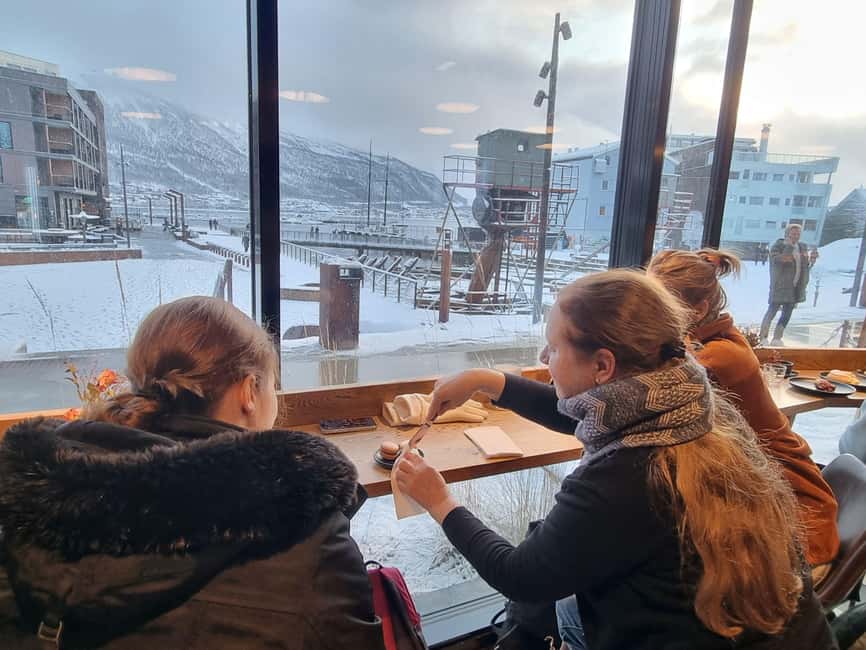 Tromsø Sweet Temptations tour: afternoon tea & chocolates - Handmade chocolate and smaller samples