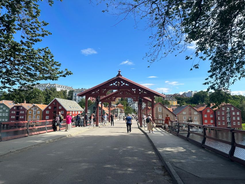Trondheim: City Bus Tour - Solsiden and the river Nid
