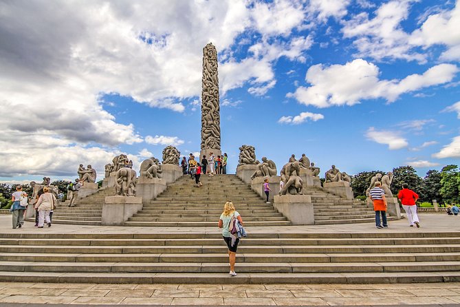 Visit the Instaworthy Spots of Oslo's Vigeland Park with a Local - Why Vigeland Park Makes a Strong Photo Walk