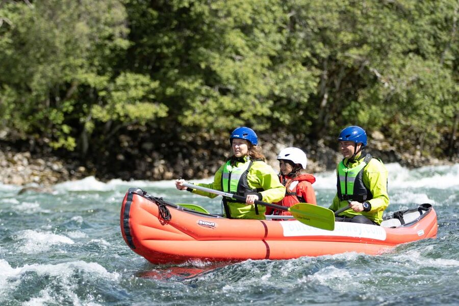 Voss: Raundal River Guided Canoe Tour - Starting at Evangervegen 32 in Voss