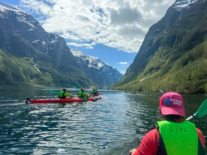 Vossevangen: Nærøyfjord Full-Day Guided Kayaking Trip - Key points at a glance
