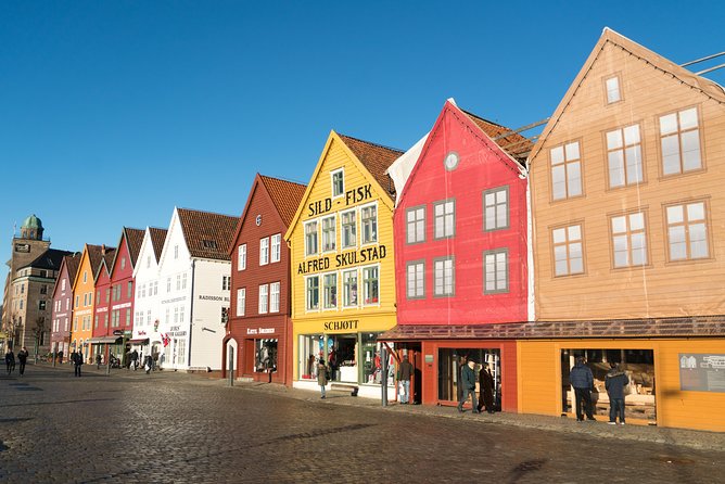 Walk with a Witch in 16th Century Bergen: A Self-Guided Fictional Tour - A fictional witch with a serious Bergen story