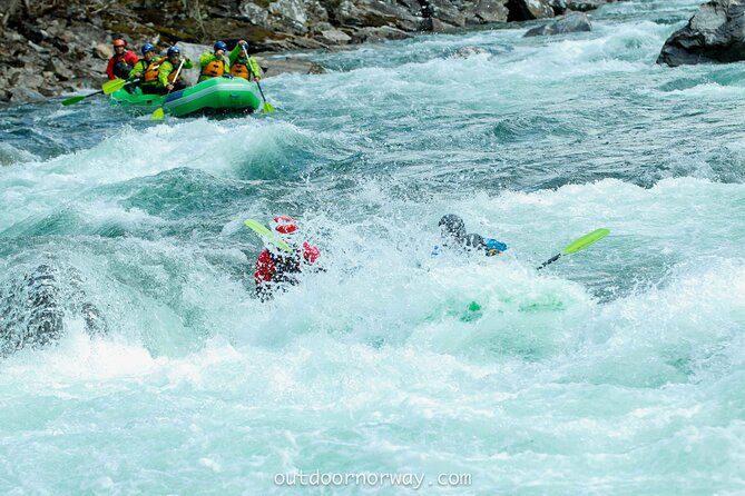 Whitewater Rafting Grade 3 to 4 - The Guide Makes the Difference