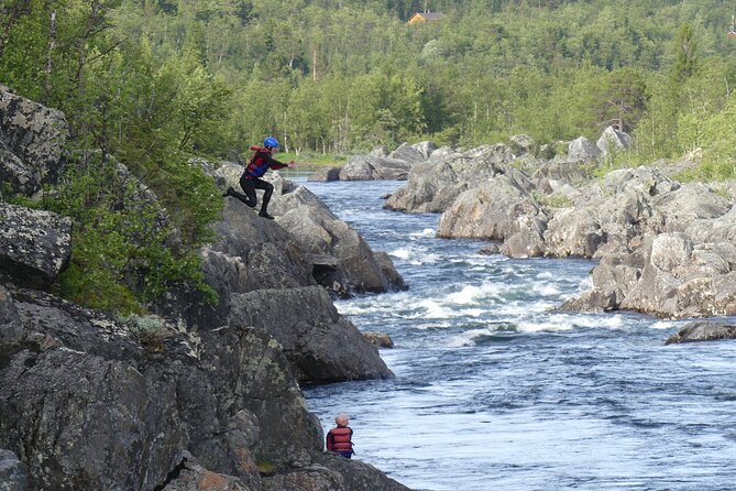 Wild Viking Rafting on Numedalslågen River - level 3 - What level 3 means on the Numedalslågen