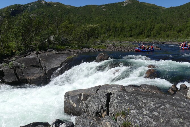 Wild Viking Rafting on Numedalslågen River - level 3 - Getting suited up for cold mountain water